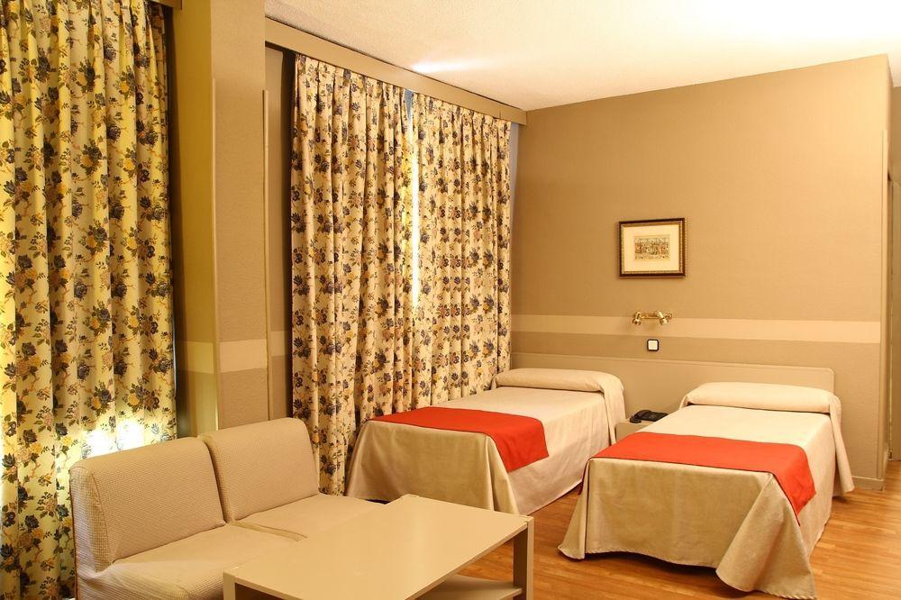 Hotel apartamentowy Tribu Malasana 3*
